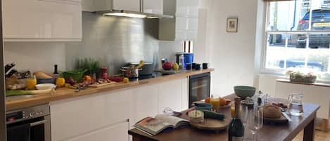 Microwave, oven, stovetop, dishwasher