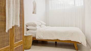 2 bedrooms, WiFi, bed sheets