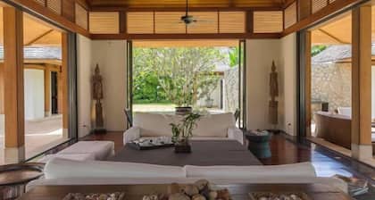 Jivana Beach Bungalow- Shanti Villas