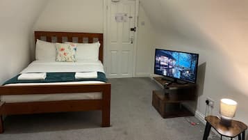 Iron/ironing board, free WiFi