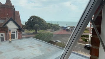 Deluxe-loftsværelse - delvis havudsigt | Strand-/havudsigt