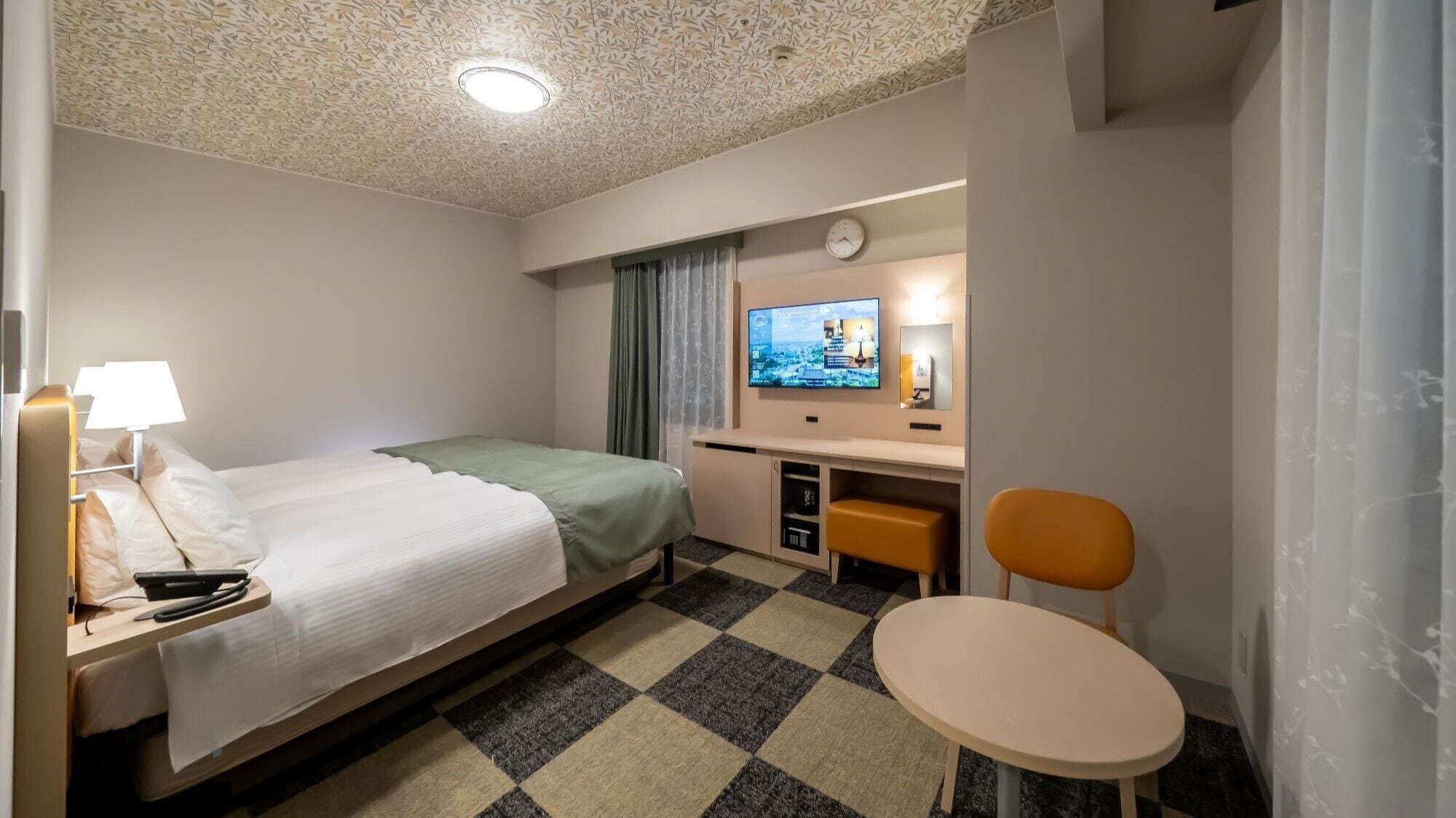 Coffres-forts dans les chambres, Wi-Fi gratuit, draps fournis