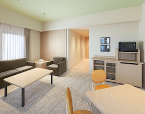 Premium bedding, in-room safe, free WiFi, bed sheets