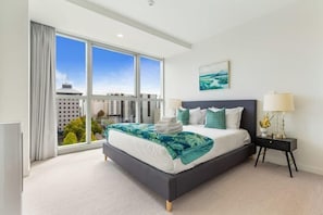 Room - Brand New! Luxe 3-Bed Apartment In Aotea Square (Auckland)