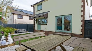 Garden - Oceanside Sleeps 6 Walk to Beach & Stylish (Croyde)