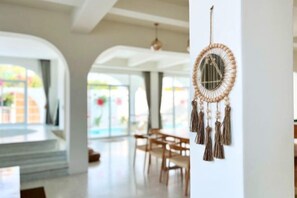 Dining - Metero Garden Swimming Pool Villa (Pattaya)