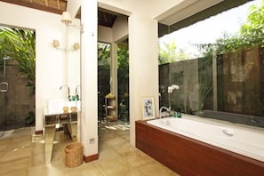 Bathroom - Villa Melissa (Bali)