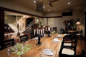 Dining - Villa Melissa (Bali)
