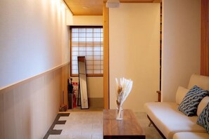 Iron/ironing board