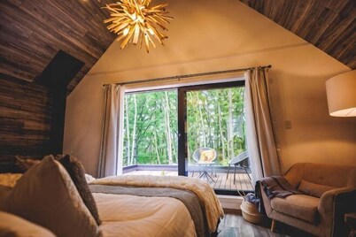 [TV] Luxury adult secret base villa 120 ㎡ Sauna, stone bath, bonfire, BBQ [Mori building]