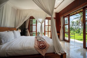 Villa, 1 Bedroom, Private Pool, Pool View | Desk, free WiFi, bed sheets - Villa Nara Ubud (Ubud)
