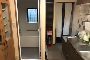 Unclassified image, 4 of 20, button - Traditional Inn (Tokyo)
