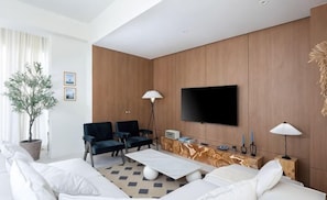 Living area - Prime Beach House No. V7 (Sattahip)