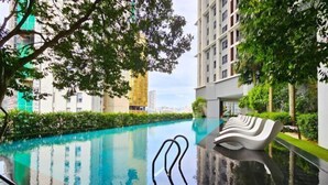 Kolam renang outdoor