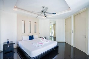 Room - Modern 5BR Party Gathering Pool Villa - VVP31.10 (Pattaya)