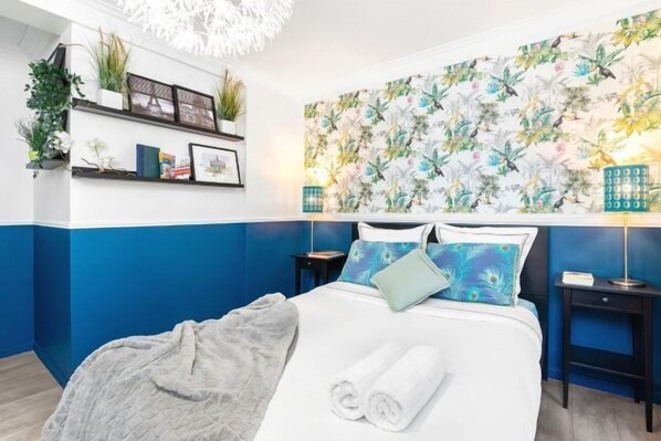 Cots/infant beds - Elegant 130m² Apartment in Central Paris, Marais (Paris)