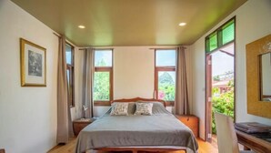 Unclassified image, 5 of 29, button - Hermoso Hideaway (Klaeng)