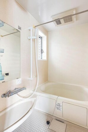 Room - CROWN Umibe (Tokyo)