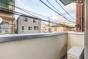 الإطلالة من المنشأة