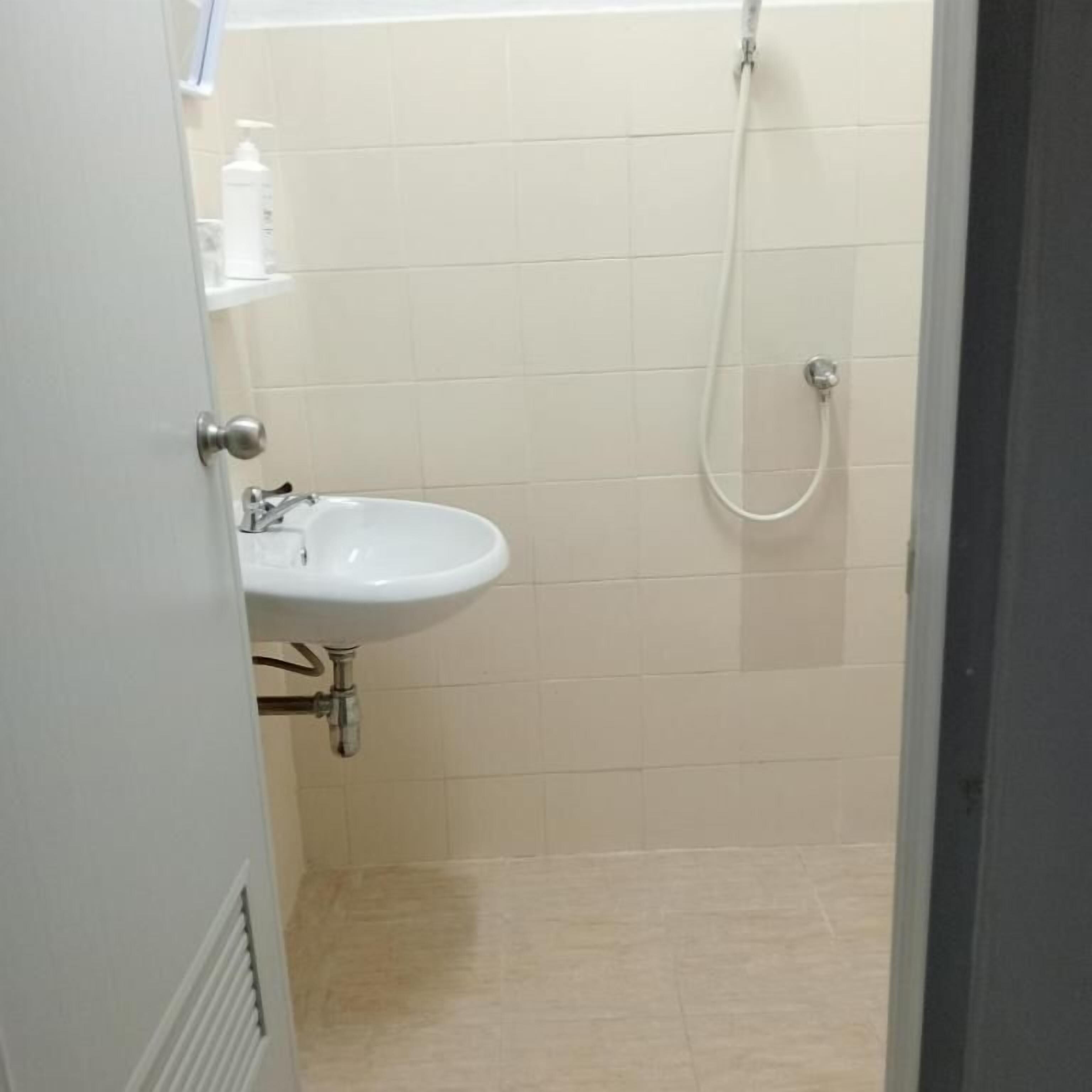 ฝักบัว, กระดาษชำระ