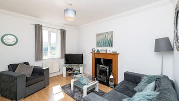 Classic Townhome, Non Smoking | Living area