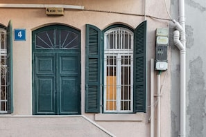 Room - The Gem of Neve Tzedek Stylish Home (Tel Aviv)