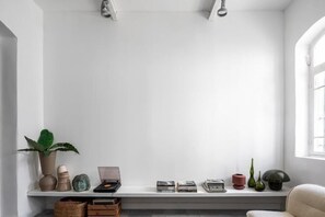 Room - The Gem of Neve Tzedek Stylish Home (Tel Aviv)