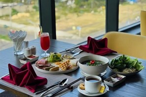 Ảnh chưa phân loại, 2 trong số 4 ảnh, nút