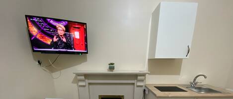 Tabla de planchar con plancha y wifi gratis