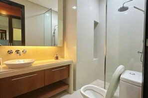 Room - 6th Straits Quay Seafront Suite - Rare Marina & Seaview (Tanjung Tokong)