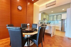 Room - 6th Straits Quay Seafront Suite - Rare Marina & Seaview (Tanjung Tokong)