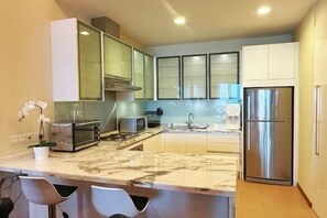 Room - 6th Straits Quay Seafront Suite - Rare Marina & Seaview (Tanjung Tokong)