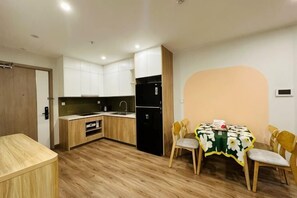 Unclassified image, 4 of 50, button - 2BRS@Vinhomes Smart City (Hanoi)