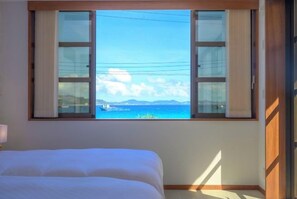 Unclassified image, 2 of 19, button - Ciel et mer SESOKO Suite (Motobu)