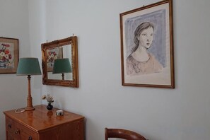 Nicht klassifiziertes Bild, 2 von 69, Schaltfläche