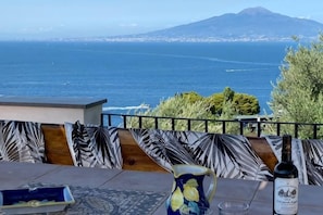 Unclassified image, 4 of 69, button - Villa L'Ulivina - Indipendent Villa Garden & View (Sorrento)
