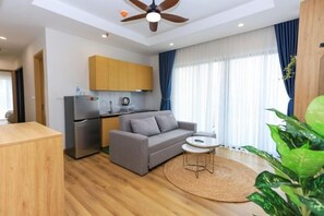 Unclassified image, 5 of 13, button - Tyhee Beach Apartment (Quy Nhon)