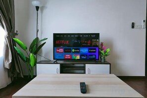 Interior - #GA2, Cozy 2R2B Relaxing Skyline Views (Shah Alam)