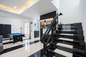 غرفة الألعاب