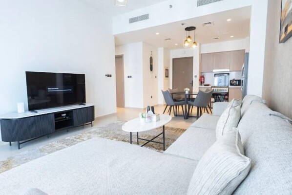 Room - MH- Act – Downtown 1BHK-REF4102 (Dubai)