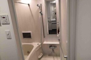 Bathroom - Kinshicho 1001 (Tokyo)