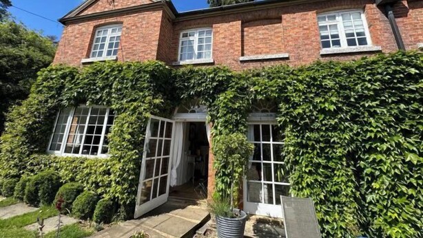 Exterior - Huntershields (Northampton)