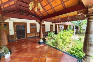 Interior - Azza Heritage Home (Kochi)