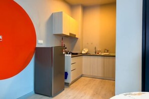 Room - JQ Central 4 person unit facing mountain view and partially seaview AT kk CITY CENTER (Kota Kinabalu)