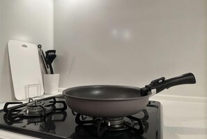 Uklassifisert bilde, 3 av 6, knapp