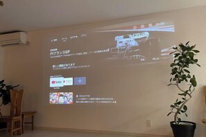 Interior - HOJO Brewing & Stays (Matsuyama)