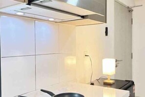 Private kitchen - The Transit Loft - Warisan StayHub (Dengkil)