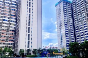 Unclassified image, 2 of 38, button - The Transit Loft - Warisan StayHub (Dengkil)