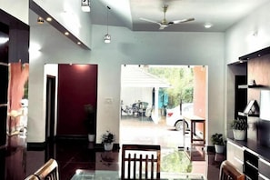 Interior - Entire Private Luxury Resort in Wayanad - Cinnamon Villa Wayanad (Wayanad)