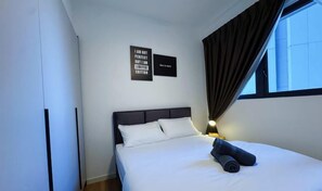 Room - M Vertica KL City 4 Bedroom Fully Air-Con Suite (Kuala Lumpur)